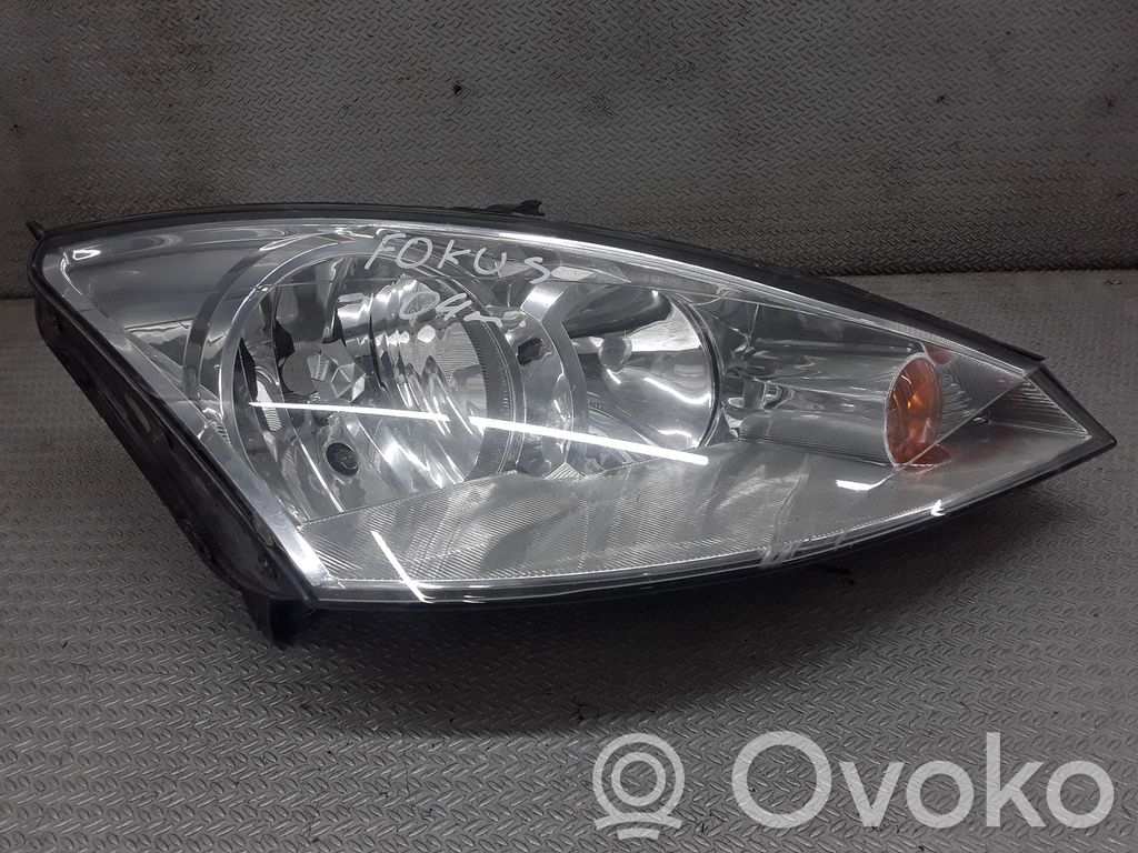 Headlight/headlamp   2M5113W029