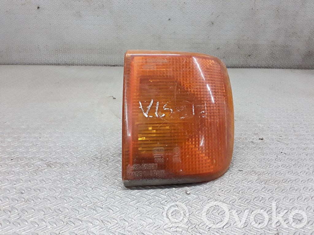 Front indicator light   84FG13369AA