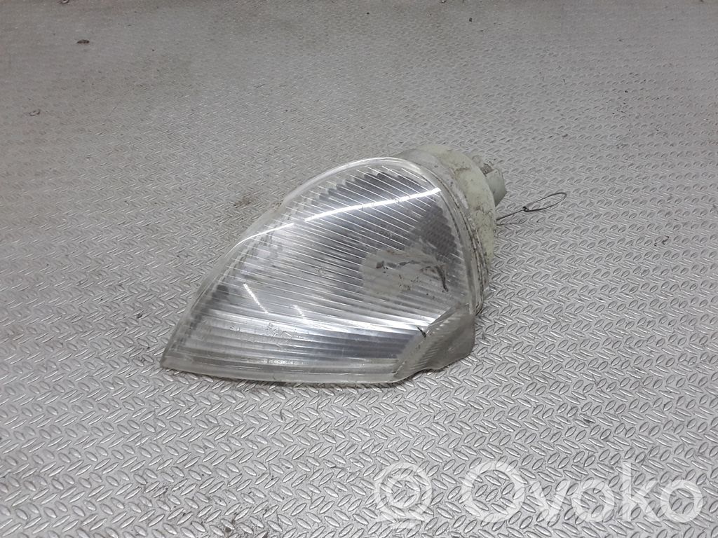 Renault Laguna I Front indicator light 