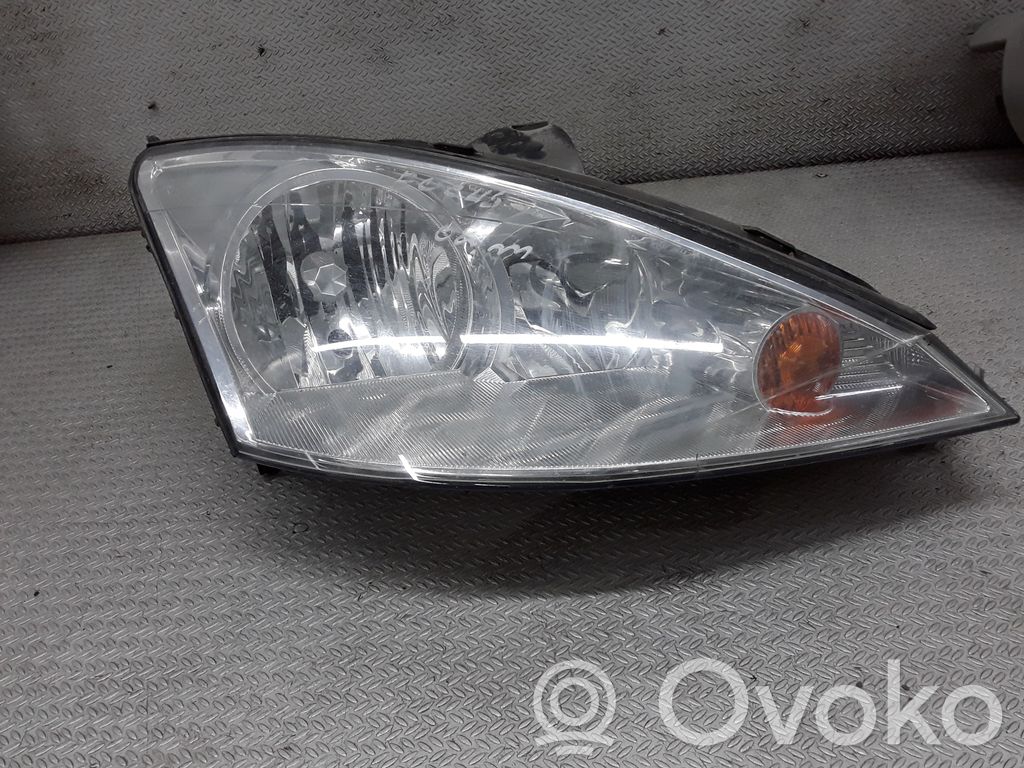 Ford Focus Priekšējais lukturis 