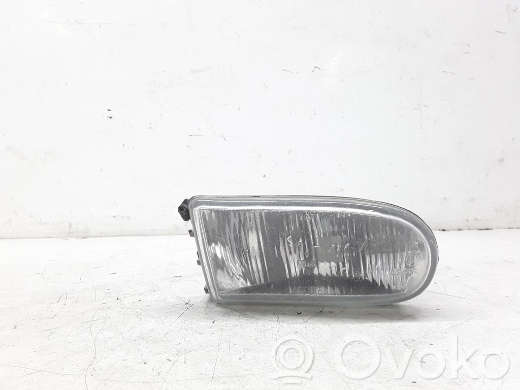 Renault 19 Miglas lukturis priekšā 