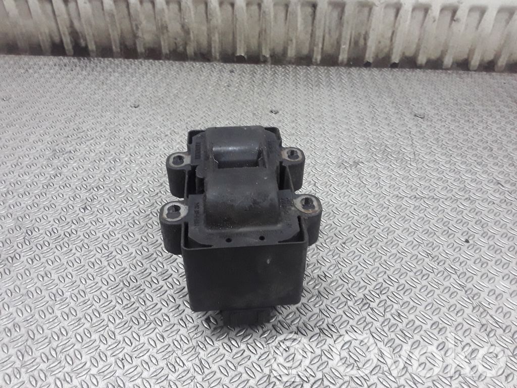 Renault Clio I High voltage ignition coil 