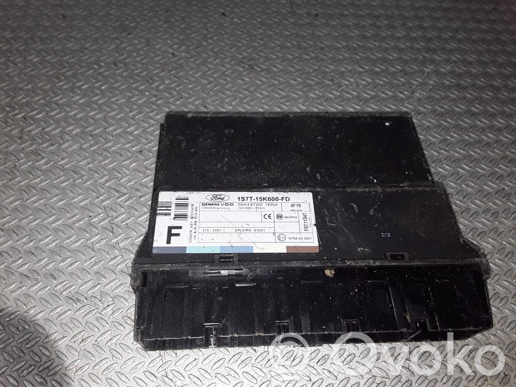 Ford Focus Comfort/convenience module 