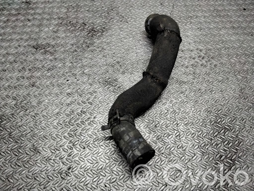 Engine coolant pipe/hose