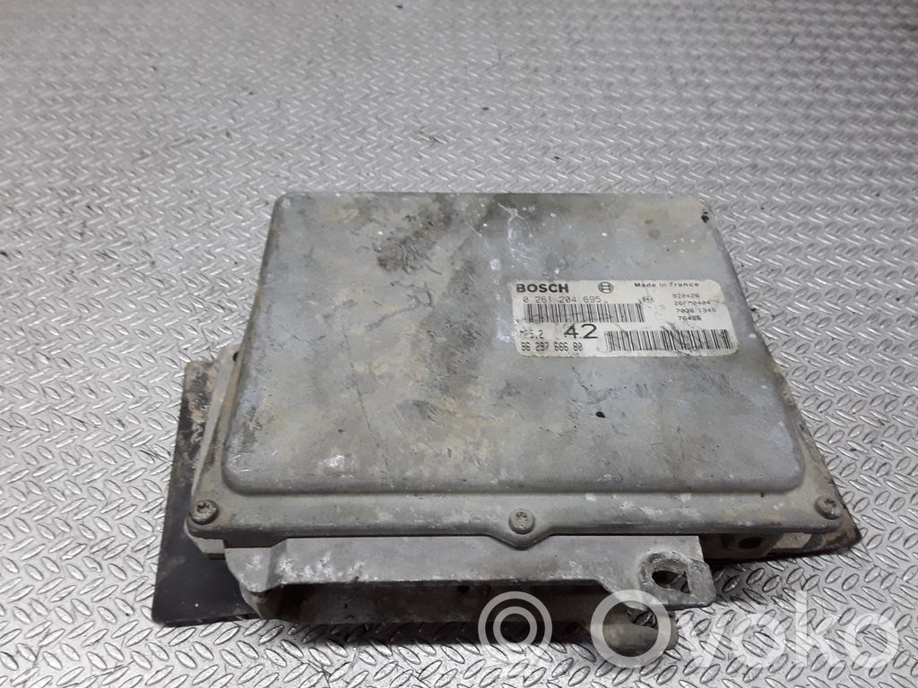 Peugeot 406 Engine control unit/module 