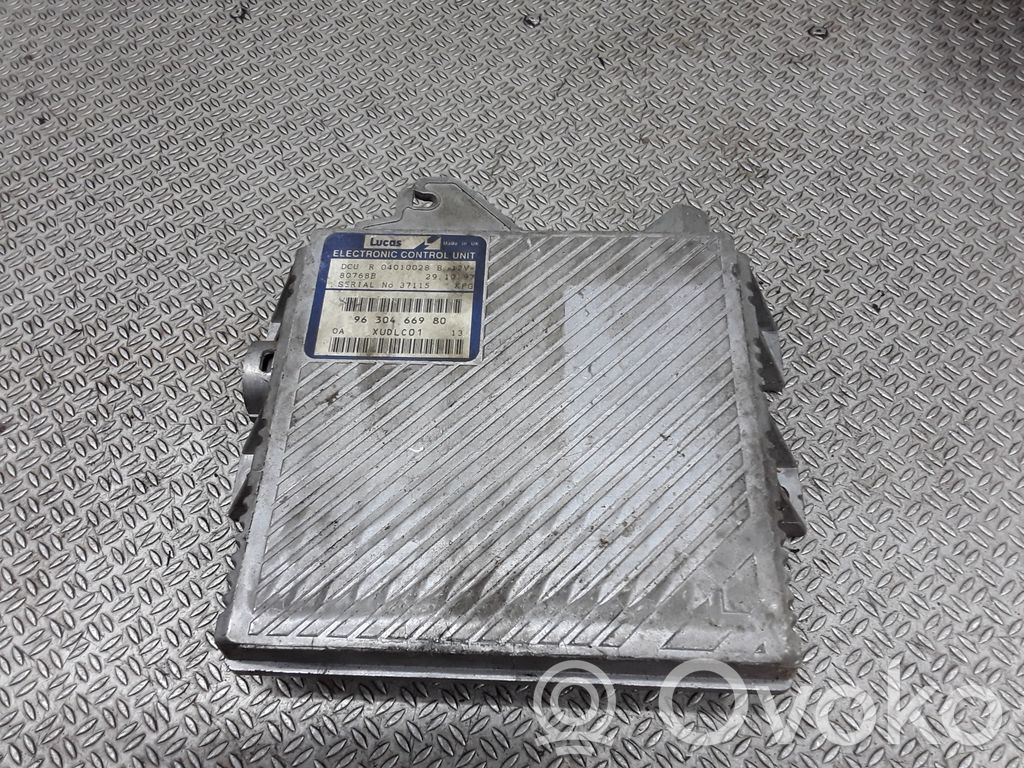 Peugeot 406 Engine control unit/module 