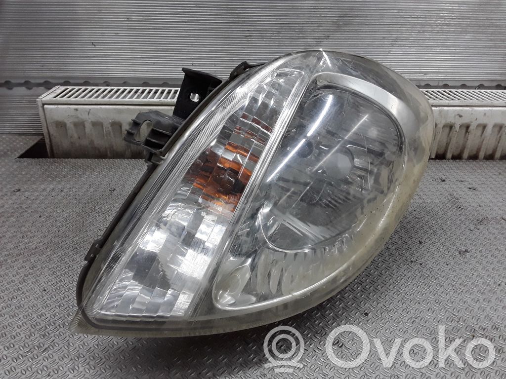 Headlight/headlamp   89028549