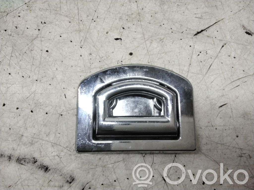 Tie down hook / loop   1J0864203D