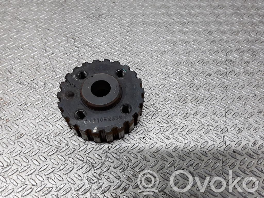 Audi A4 S4 B5 8D Kampiakselin vauhtipyörä 