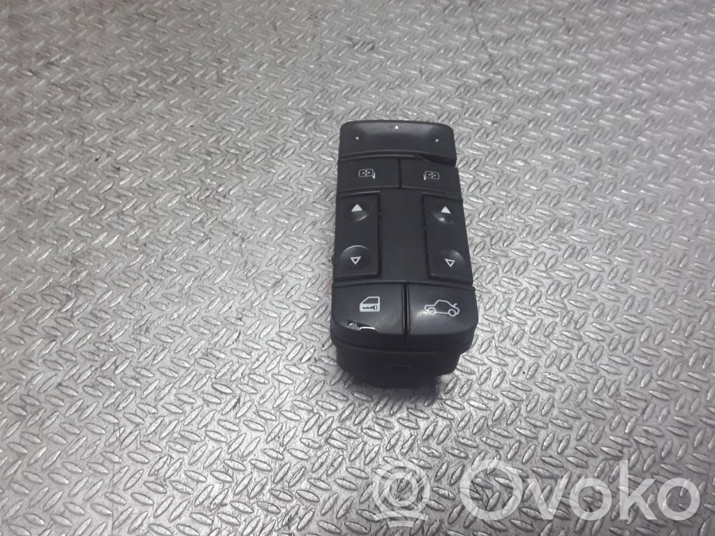 Electric window control switch   09185952