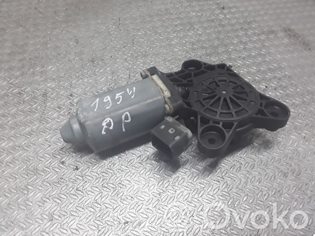 Mercedes-Benz S W220 Silnik regulatora szyby drzwi przednich 