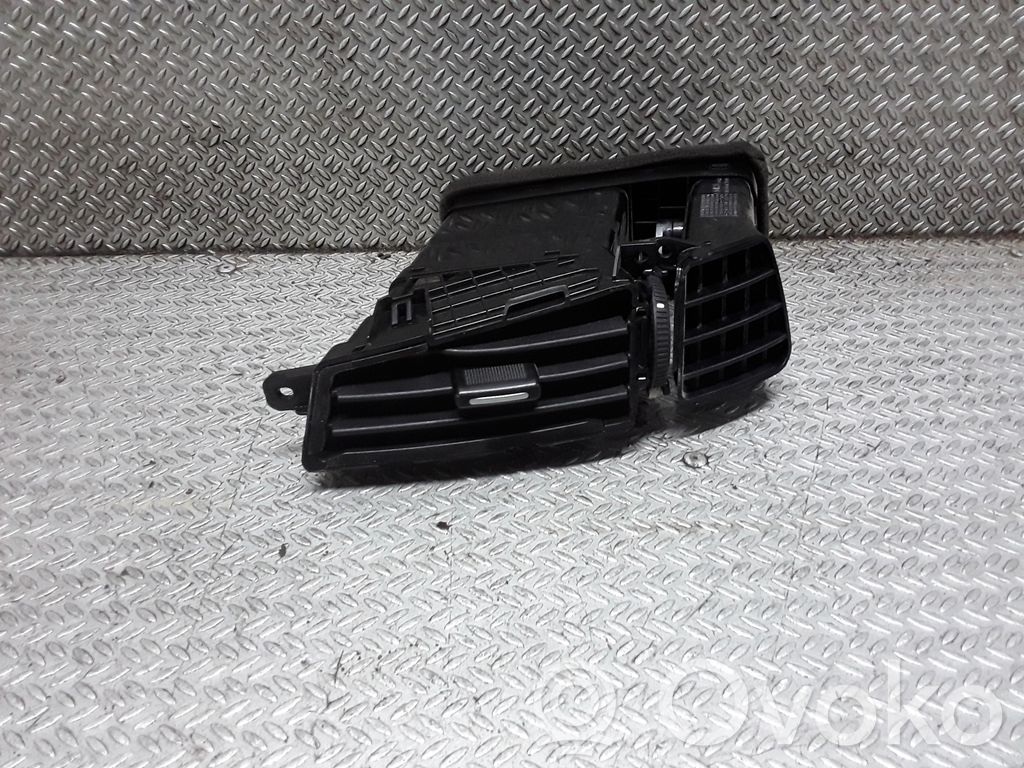 KIA Ceed Dash center air vent grill 