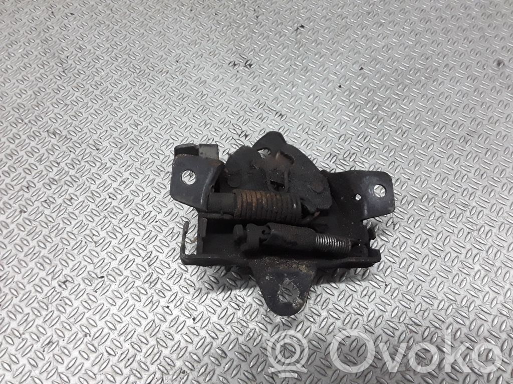 Engine bonnet/hood lock/catch