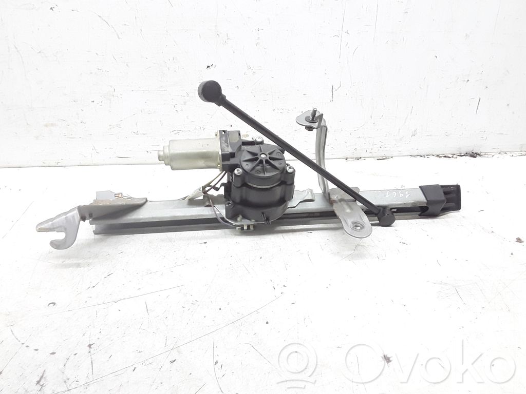 Motor de apertura del maletero/compartimento de carga   P05054004AG