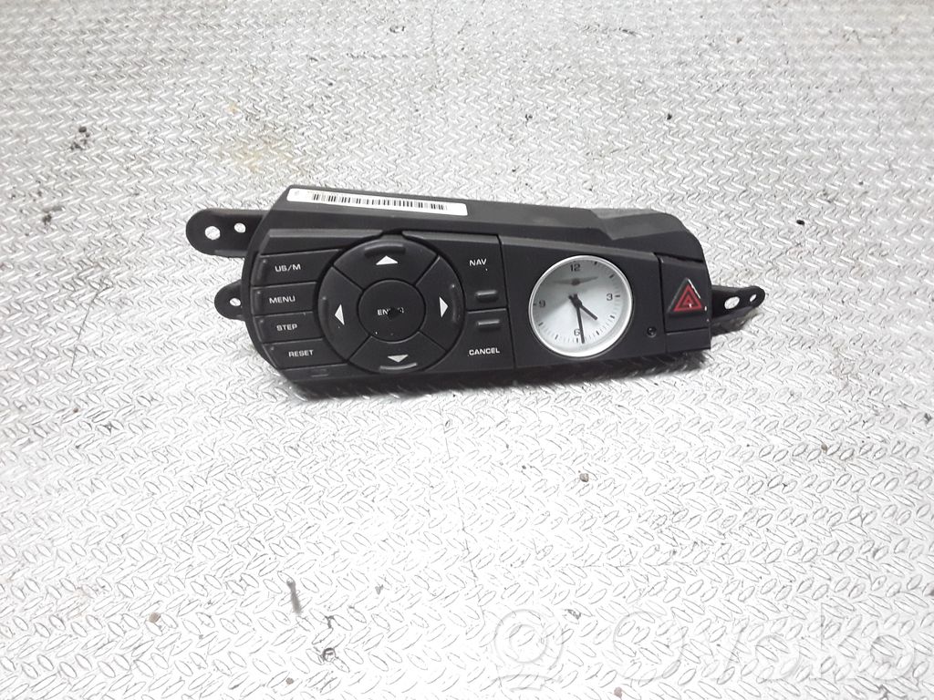 Chrysler Pacifica Clock 