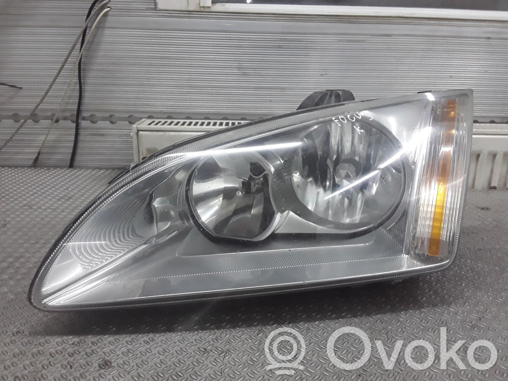 Ford Focus Headlight/headlamp 