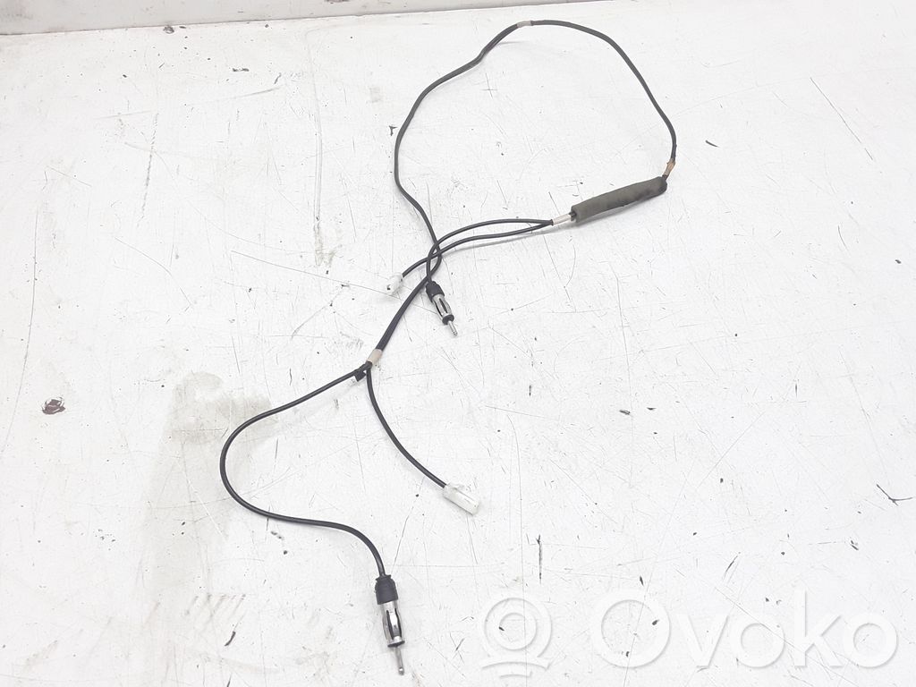 Aerial antenna switch