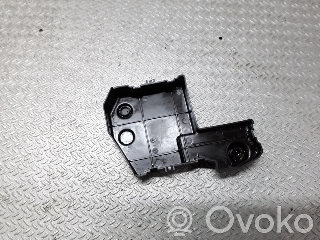BMW 5 E60 E61 Other engine bay part 