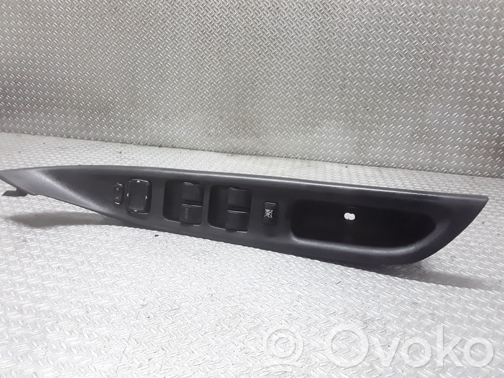 Mazda 6 Interruptor del elevalunas eléctrico 