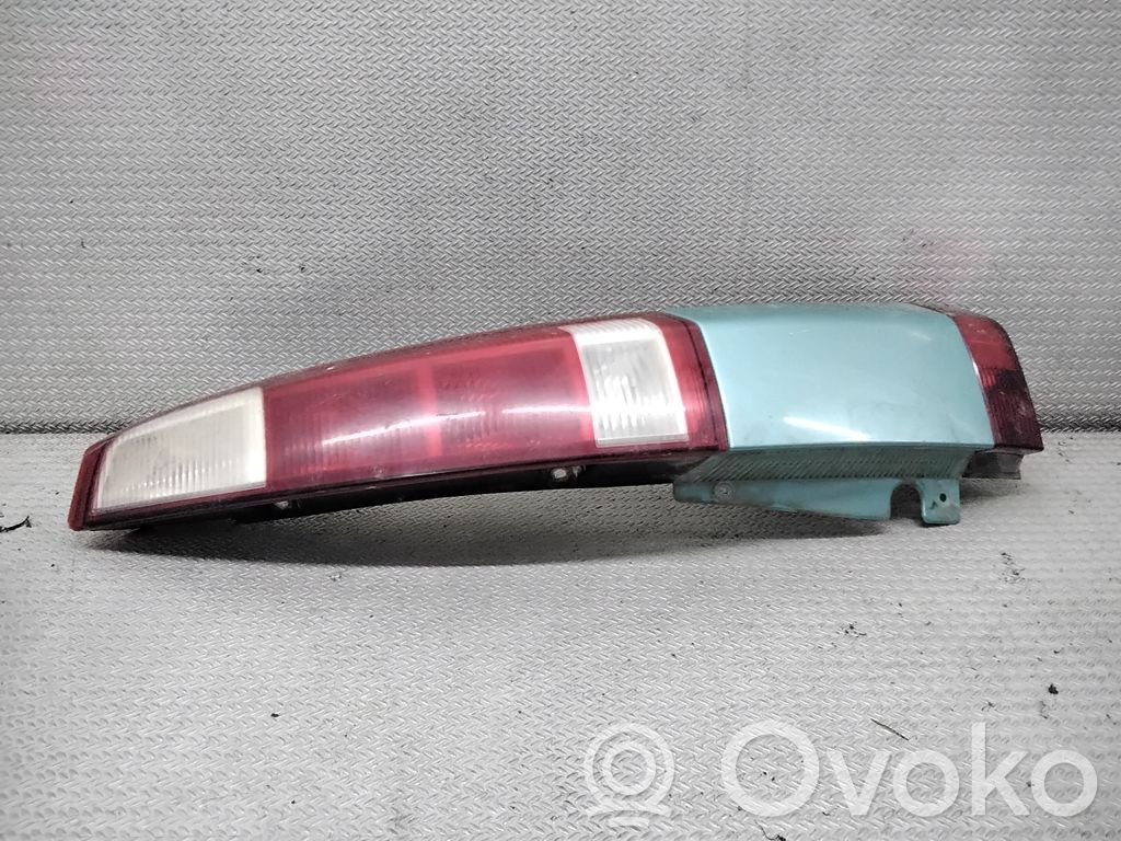 Rear/tail lights