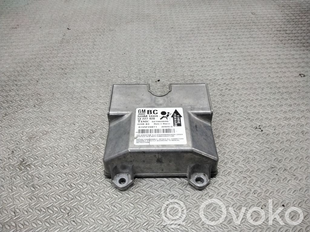 Opel Astra H Unitate/modul de comandă airbaguri 