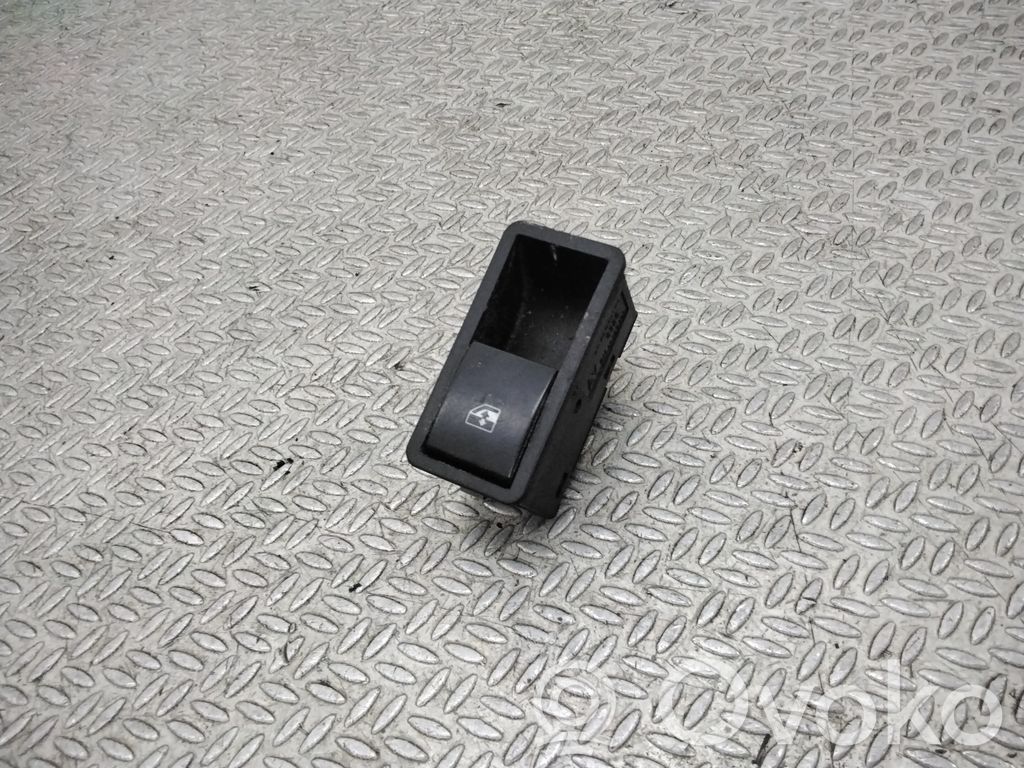 Opel Astra H Electric window control switch 