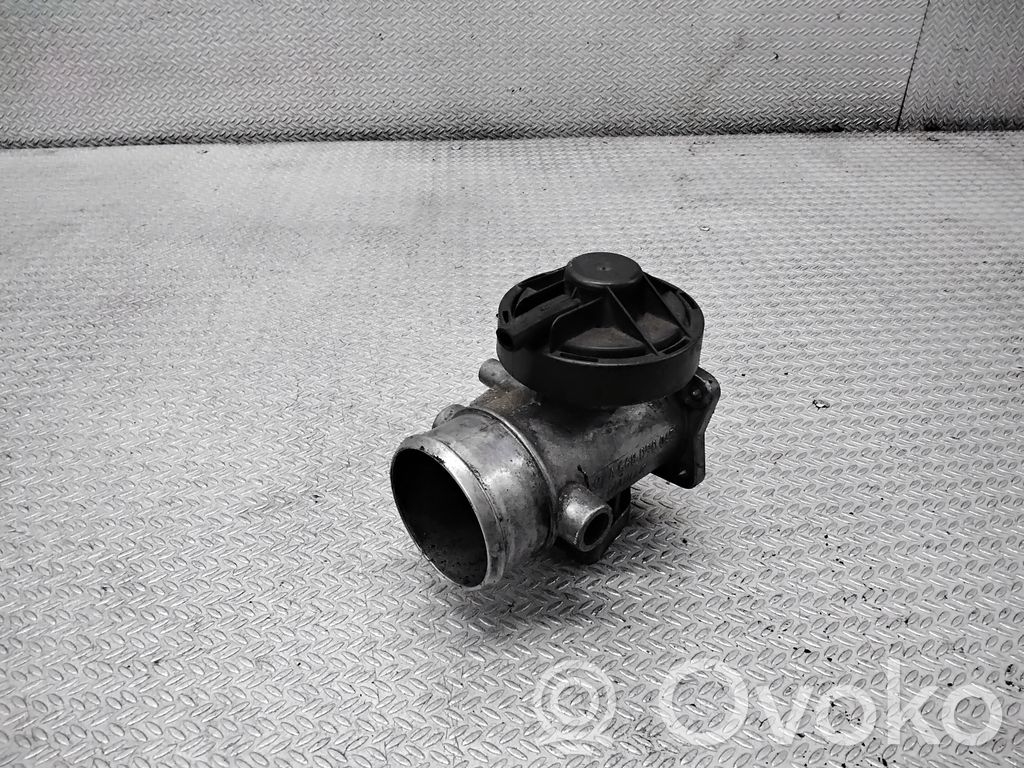 Mercedes-Benz Vaneo W414 Válvula EGR 