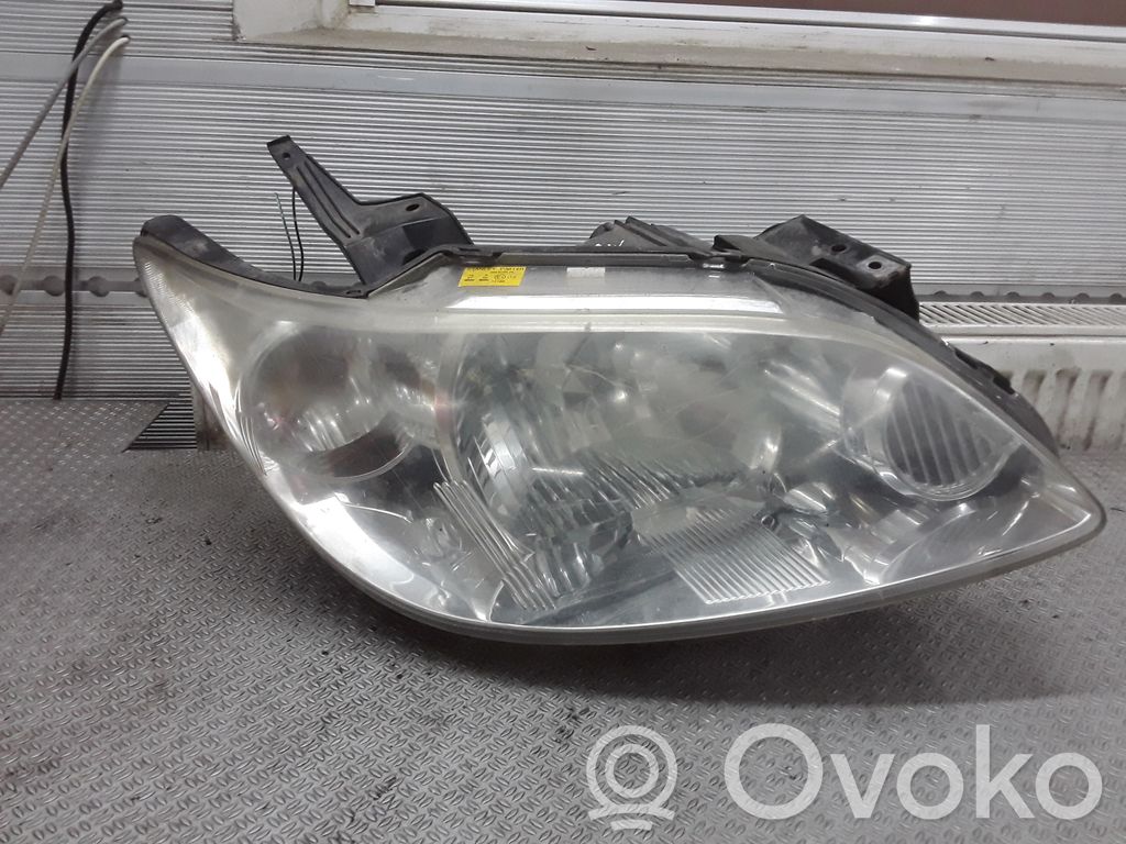Mazda MPV Phare frontale 