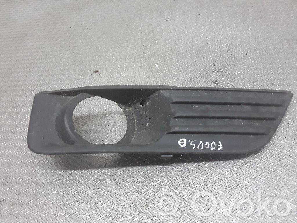 Ford Focus Front bumper lower grill 