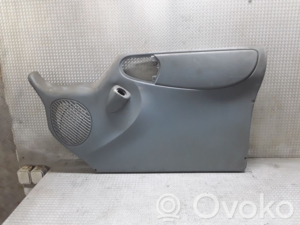Boczki / Poszycie drzwi przednich   YC15V23942JGA6AG