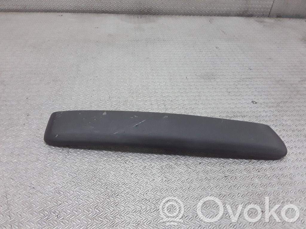 Modanatura separatore del paraurti anteriore   4M5117E909AF