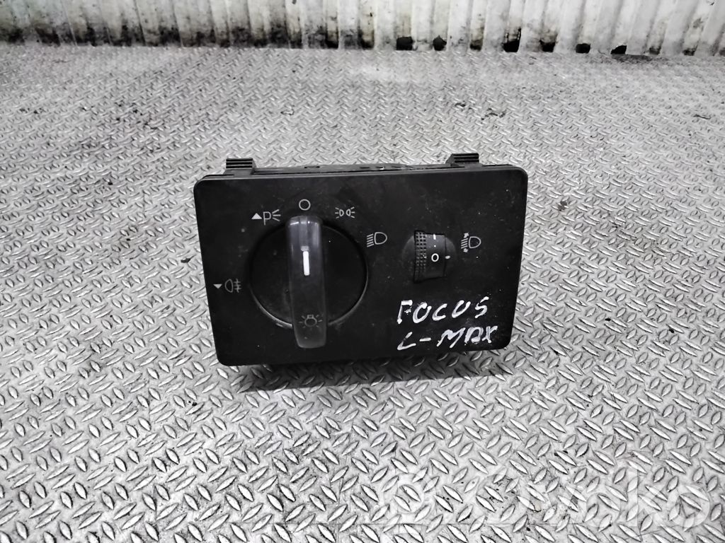 Ford Focus C-MAX Light switch 