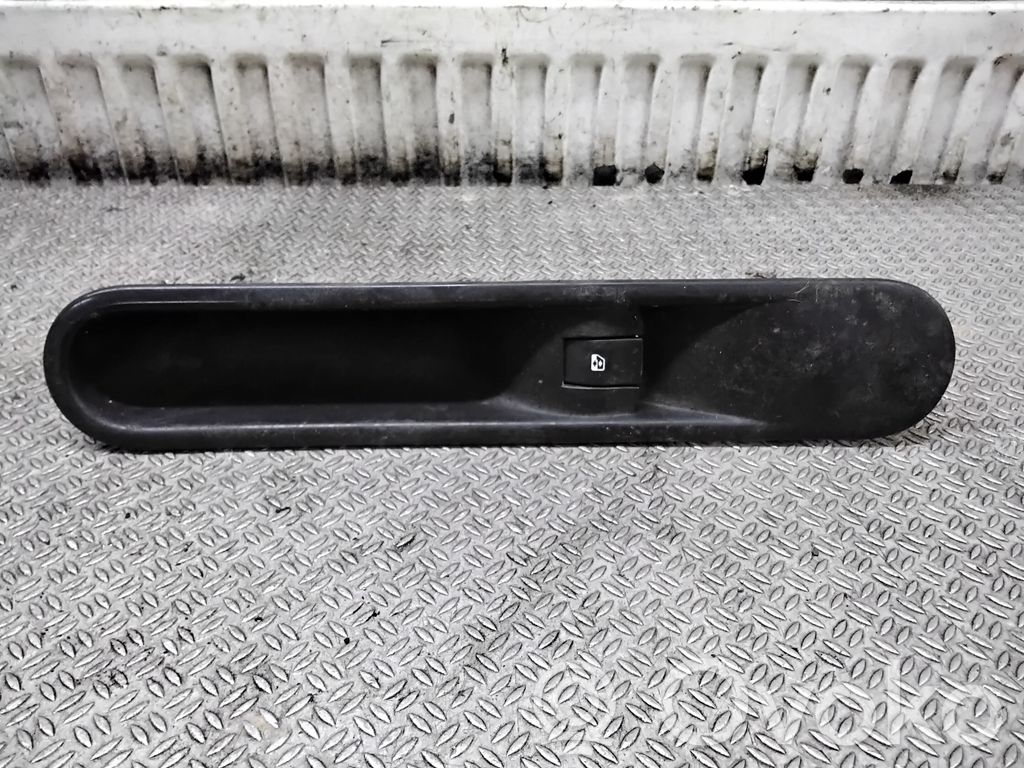 Electric window control switch   00012127