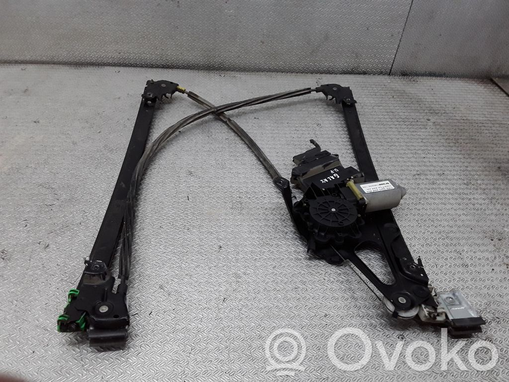 Mécanisme de lève-vitre avec moteur   7M3837402