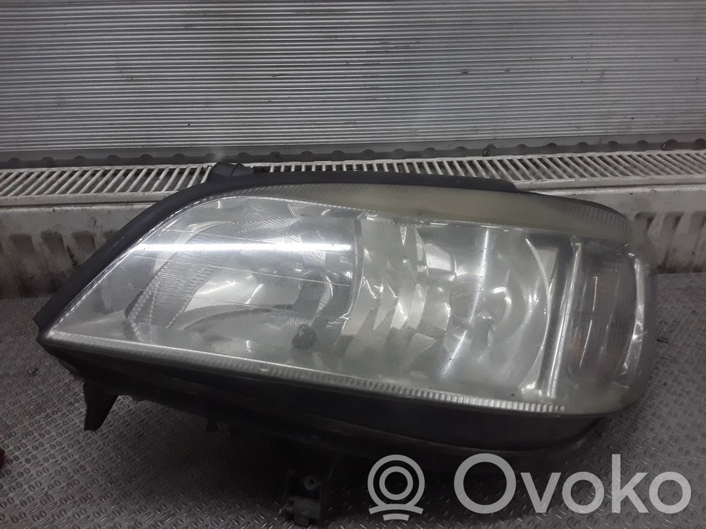Phare frontale   89100054