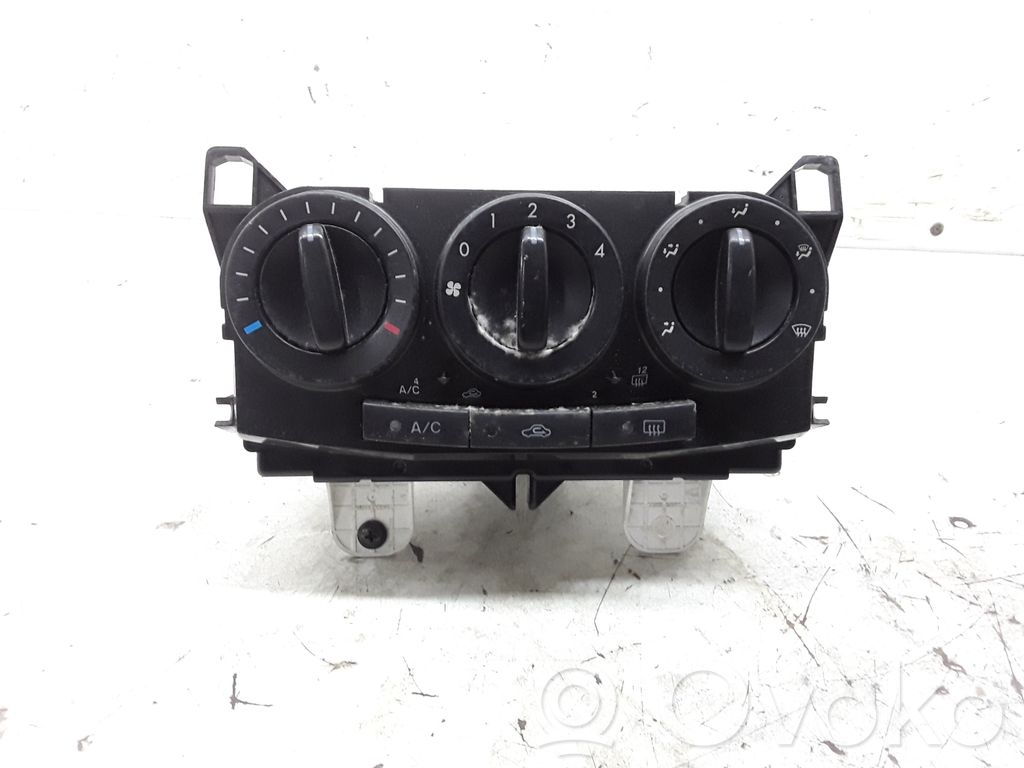 Mazda 5 Climate control unit 