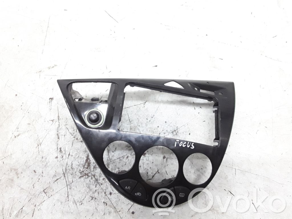 Ford Focus Climate control/heater control trim 
