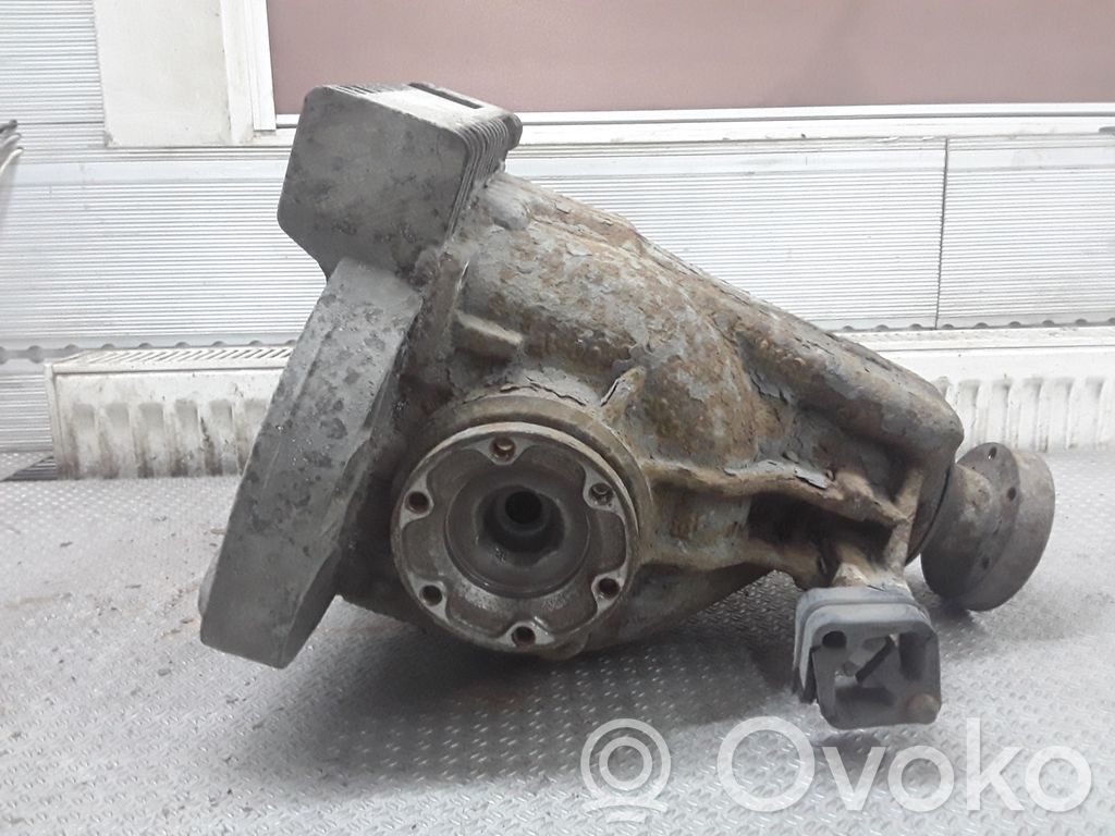 BMW 7 E65 E66 Rear differential 