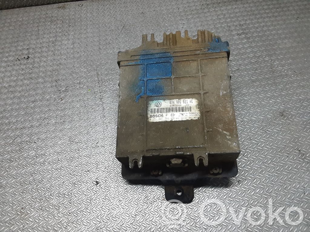 Volkswagen II LT Engine control unit/module 
