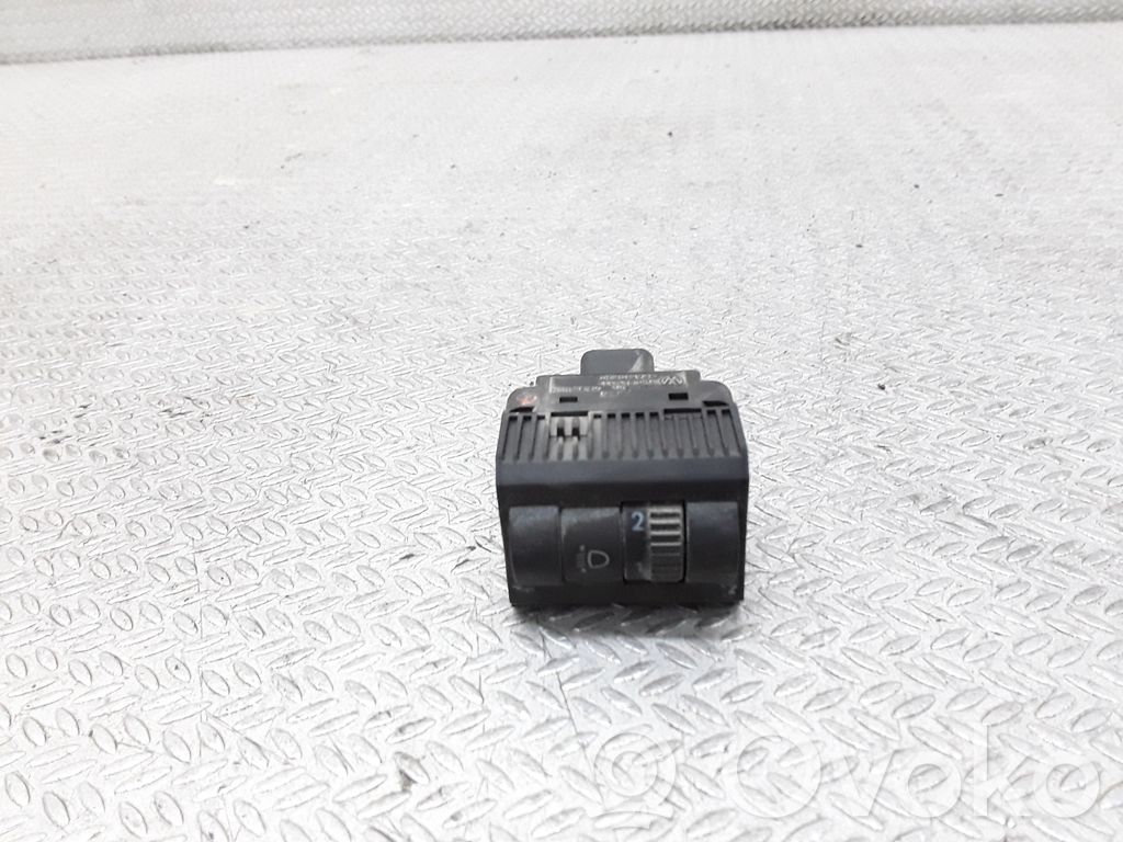 Bouton commande réglage hauteur de phares   7H0941333