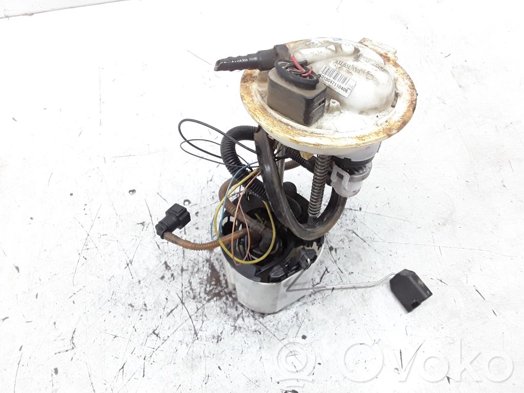 Bomba interna de combustible   A2C53045974