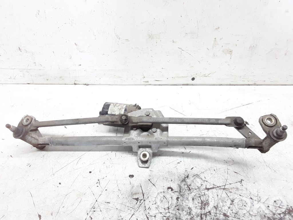 Volkswagen Golf IV Tringlerie et moteur d'essuie-glace avant