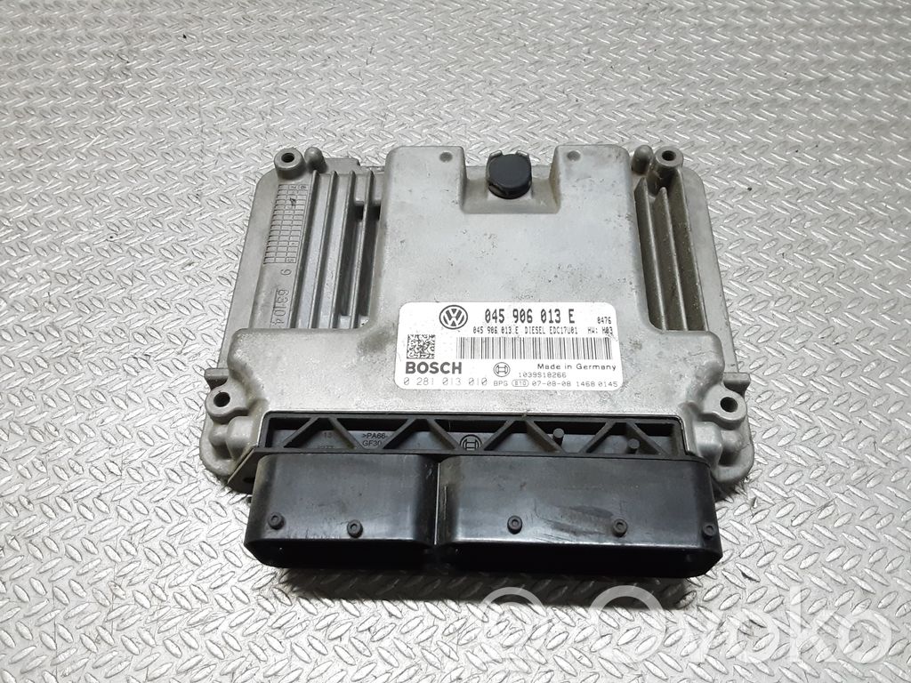 Centralina/modulo del motore   045906013E,0281013010