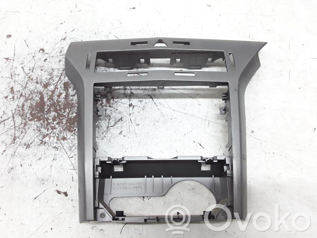 Opel Astra H Rivestimento pannello centrale del cruscotto 