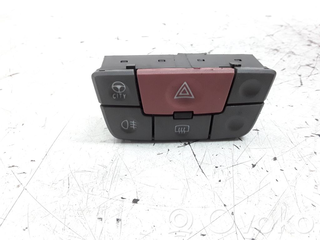 Fiat Panda II Hazard light switch 