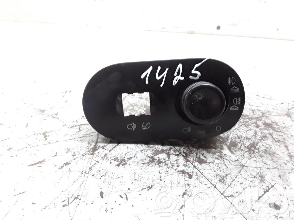 Seat Ibiza III (6L) Light switch 