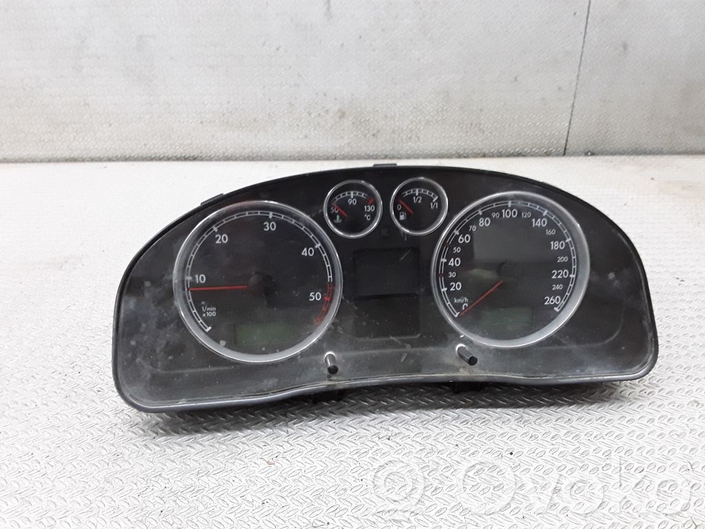 Volkswagen PASSAT B5.5 Vitezometru (grup de instrumente) 