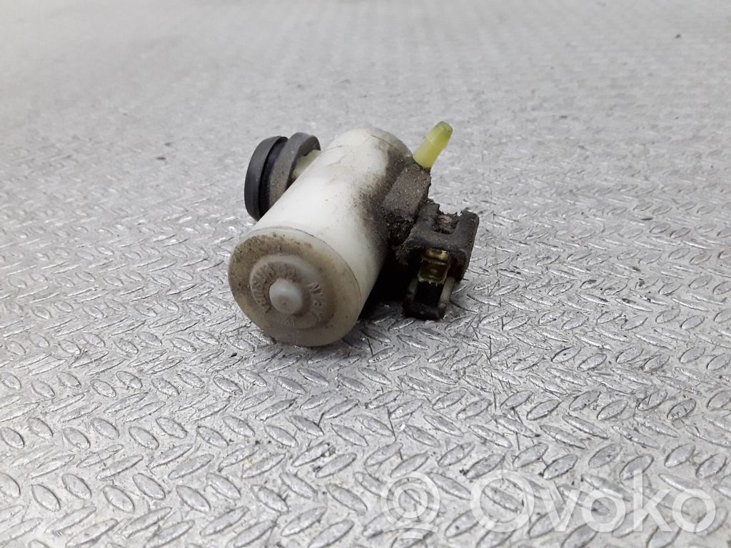 Windscreen/windshield washer pump