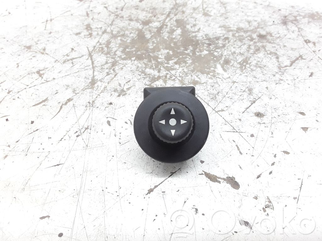 Peugeot Partner Wing mirror switch 