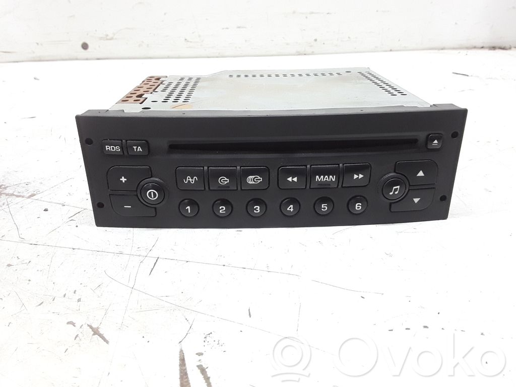 Peugeot 307 Panel / Radioodtwarzacz CD/DVD/GPS 